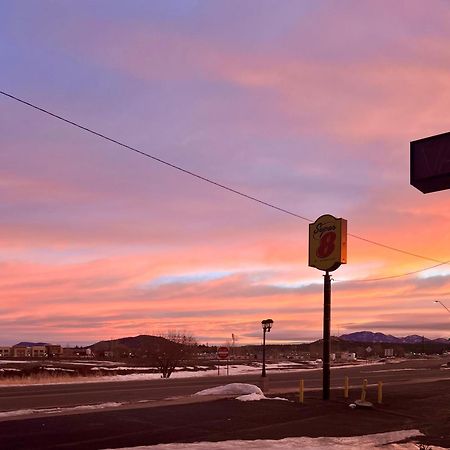 Super 8 By Wyndham Williams West Route 66 - Grand Canyon Area المظهر الخارجي الصورة