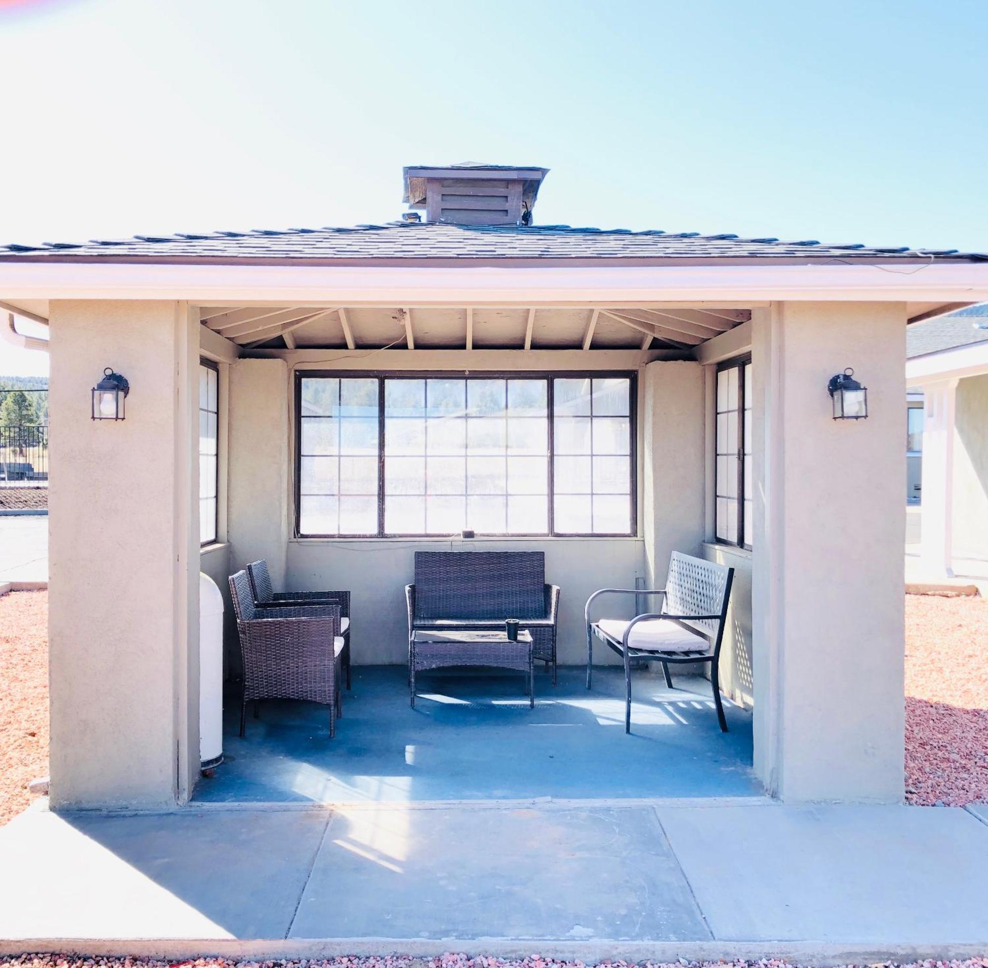 Super 8 By Wyndham Williams West Route 66 - Grand Canyon Area المظهر الخارجي الصورة